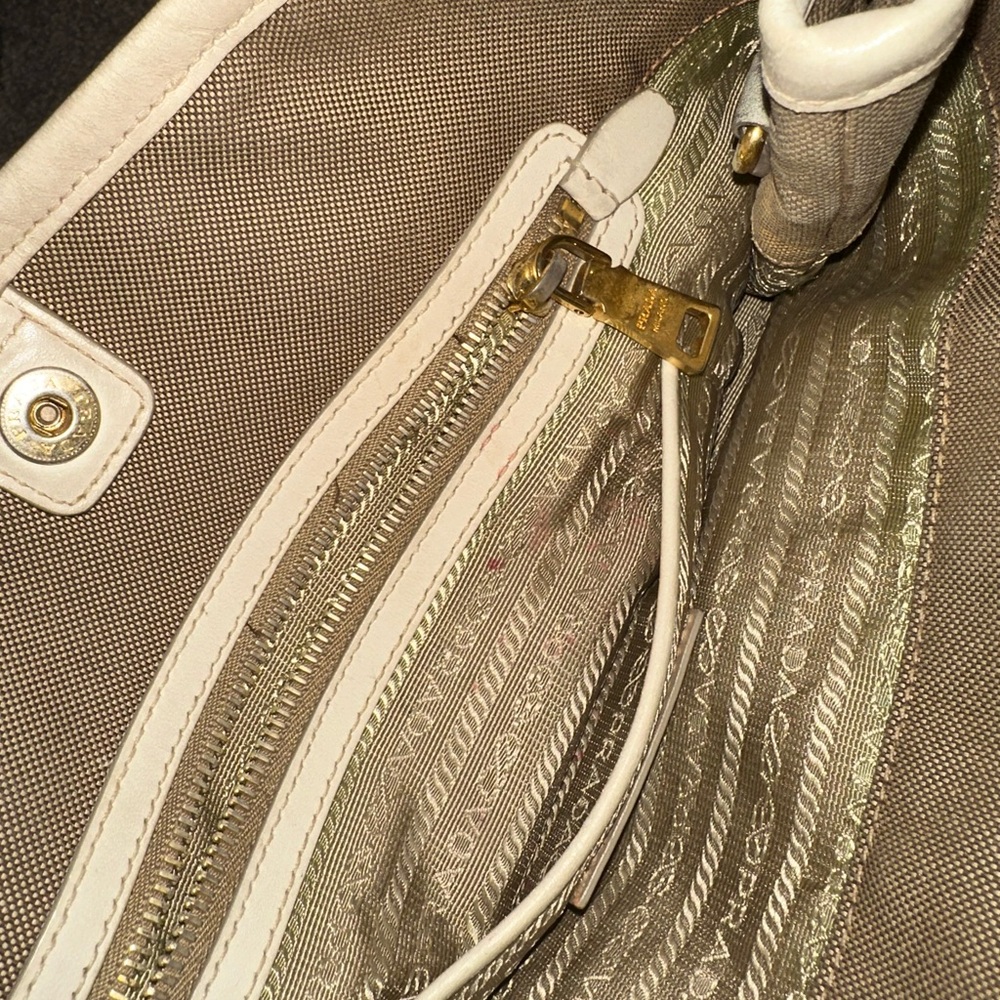 Prada Beige and Cream Tote Bag - Picture 15 of 16